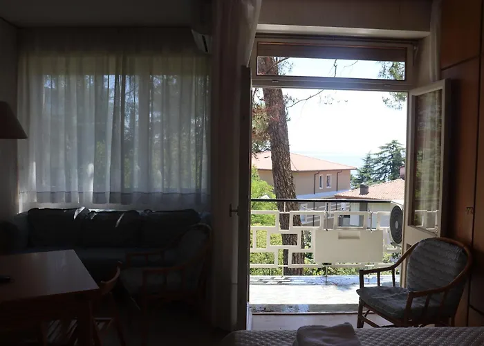 Monika 515 Bianca * Garda (Verona)